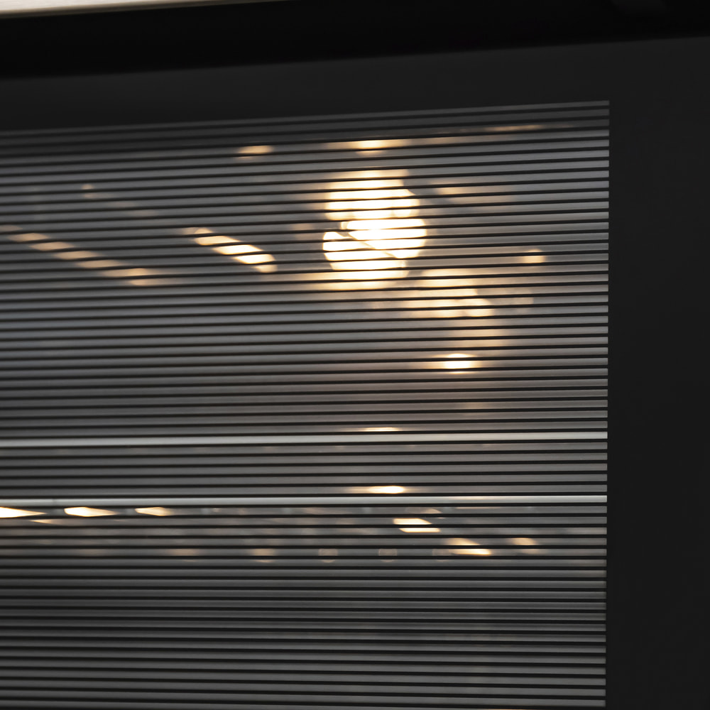 Электрический  черный духовой шкаф 60 см с режимом конвекции