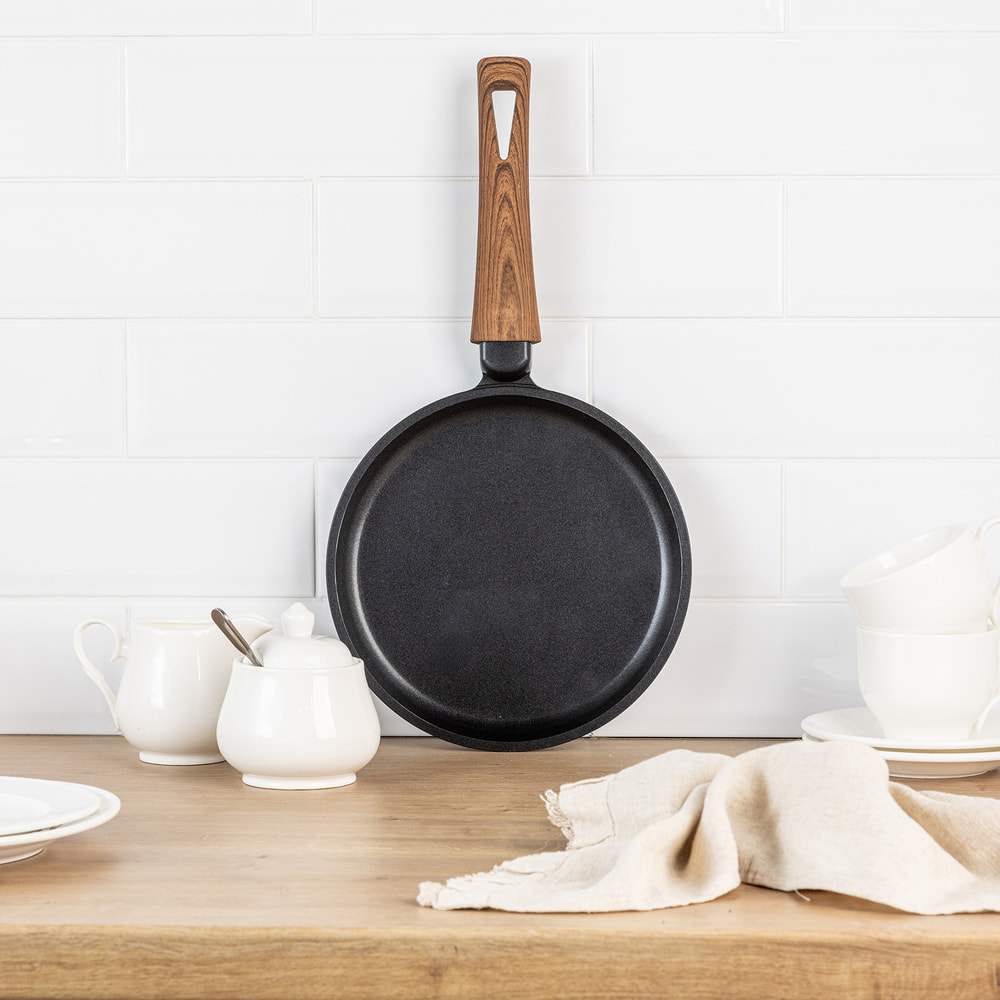 Сковорода блинная MAUNFELD ALVA MF22LV01PP из литого алюминия, 22 см