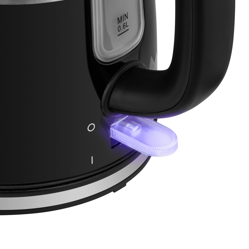 Чайник MAUNFELD MFK-622B