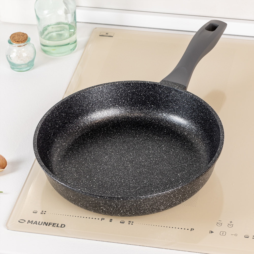 Сковорода MAUNFELD GRETA MF26GRTT01FP из литого алюминия, 26 см